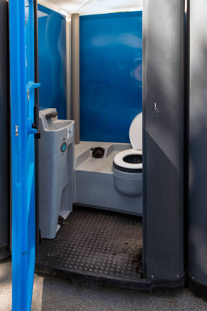 Best Best portable toilet rental  in Orida Gulf Coast University, FL