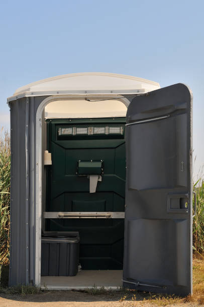 Best Emergency porta potty rental  in Orida Gulf Coast University, FL